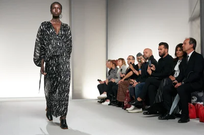 Look 12